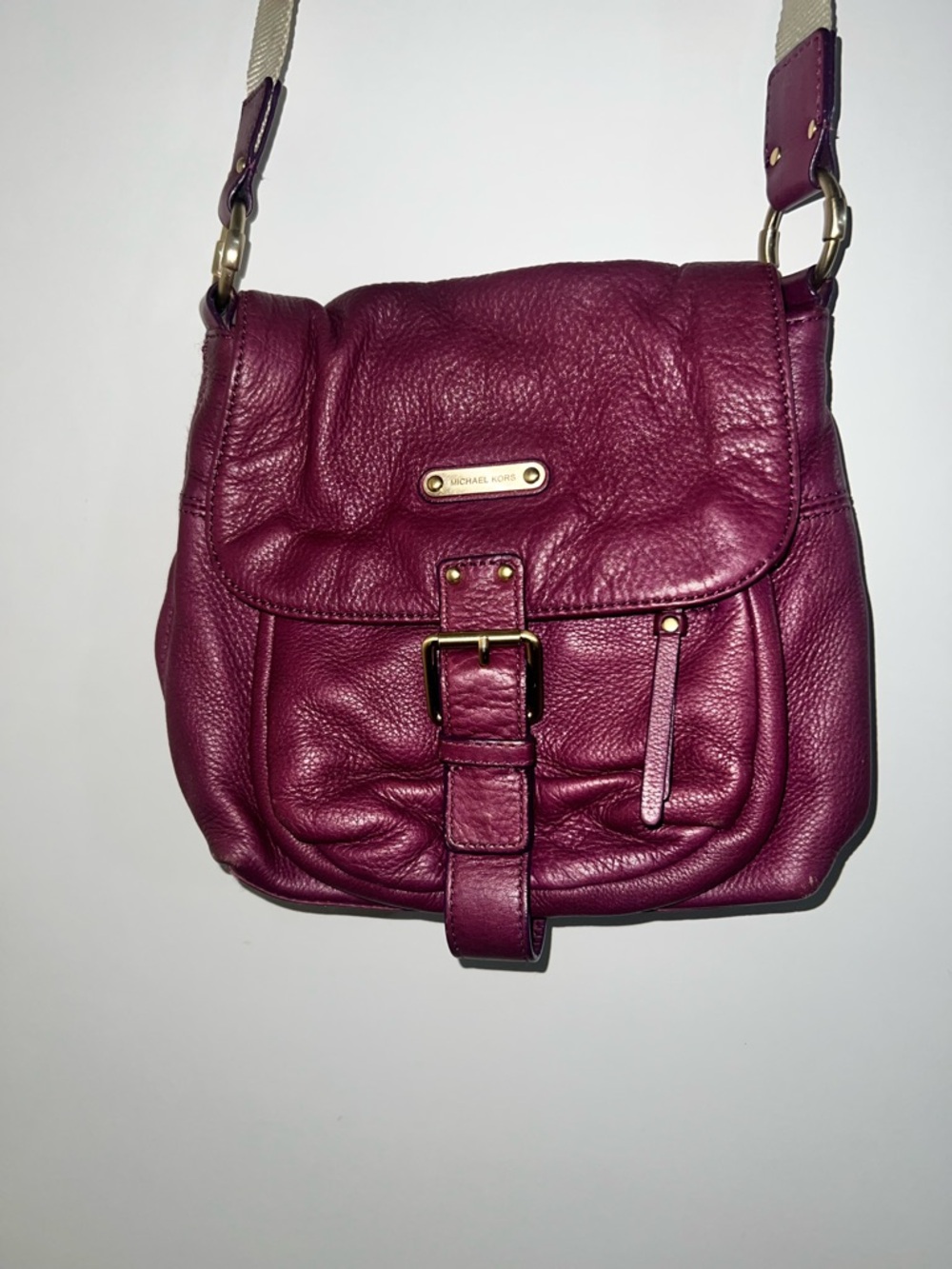 Small Michael Kors bag plum